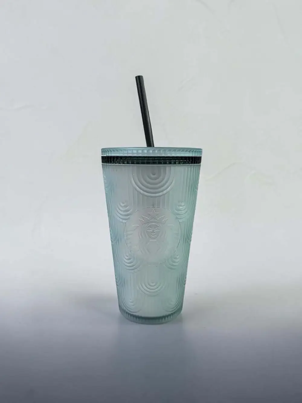Starbucks 24oz Venti Cold Cup Tumbler with Aqua Blue Scalloped Pattern